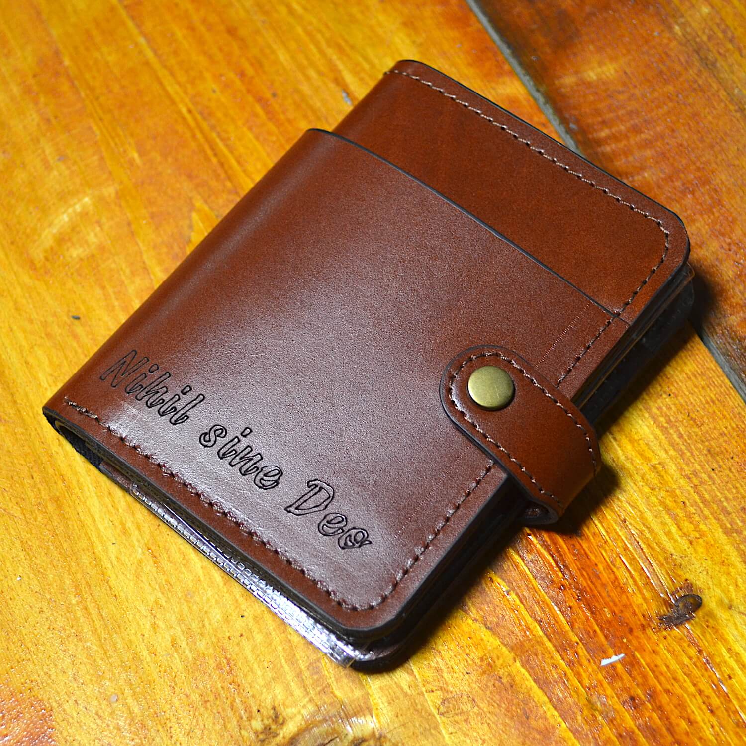 portofel auto personalizat cu text piele naturala coniac1